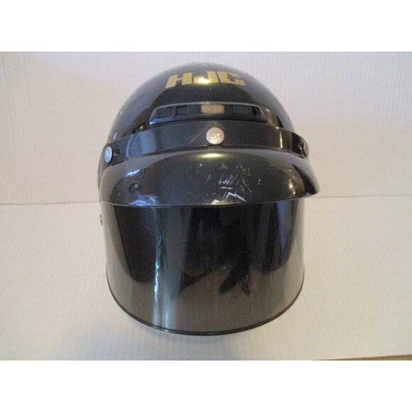 *HJC Motorcycle Helmet Black DOT - Large - Adjustable Chin Strap and Visor - Picture 1 of 11